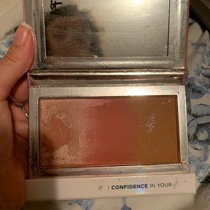 It cosmetics confidence in your glow